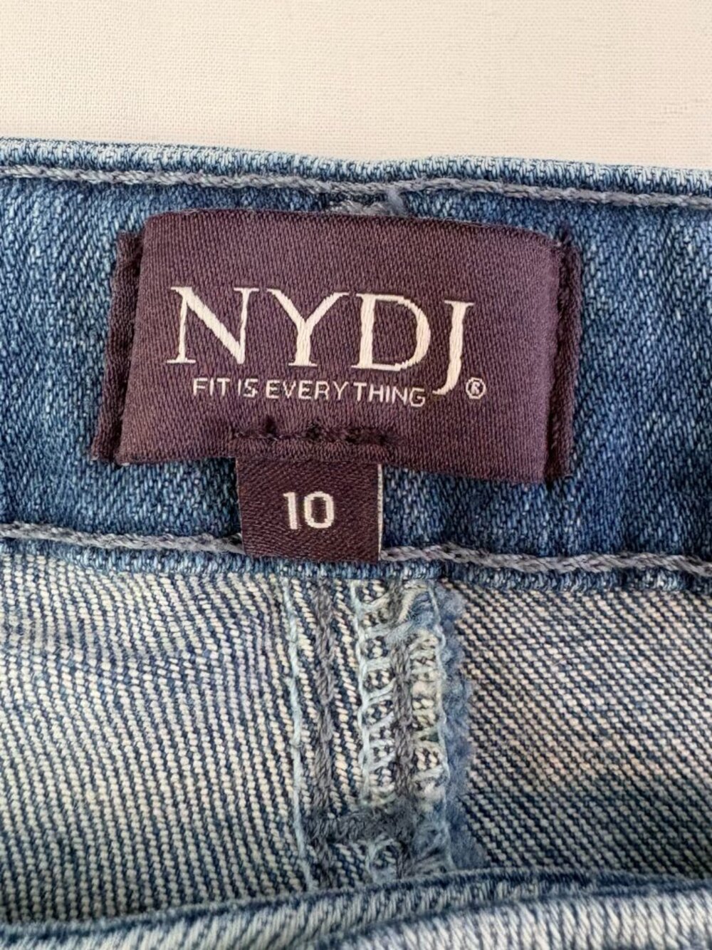 NYDJ Sheri Slim Ankle Jeans Light Paradise Blue 10 Lift Tuck Frayed Hem - Picture 5 of 12